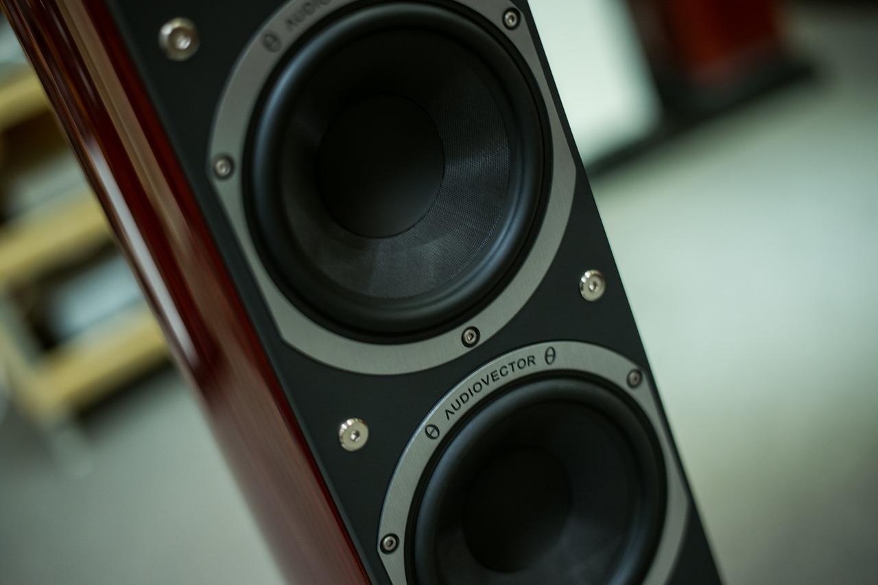 Czy sprzęt audio ma wpływ na jakość dźwięku?