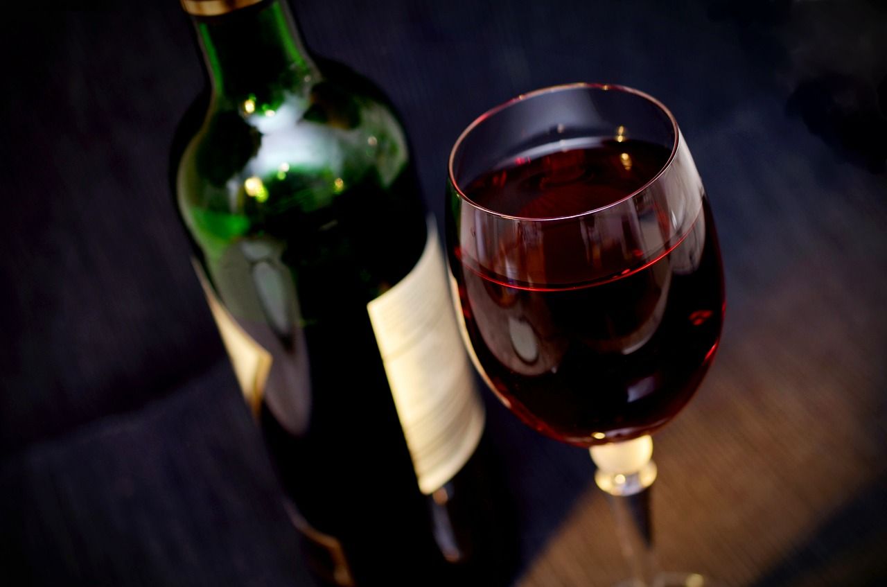 Jak wybrać odpowiednie wino koszerne?