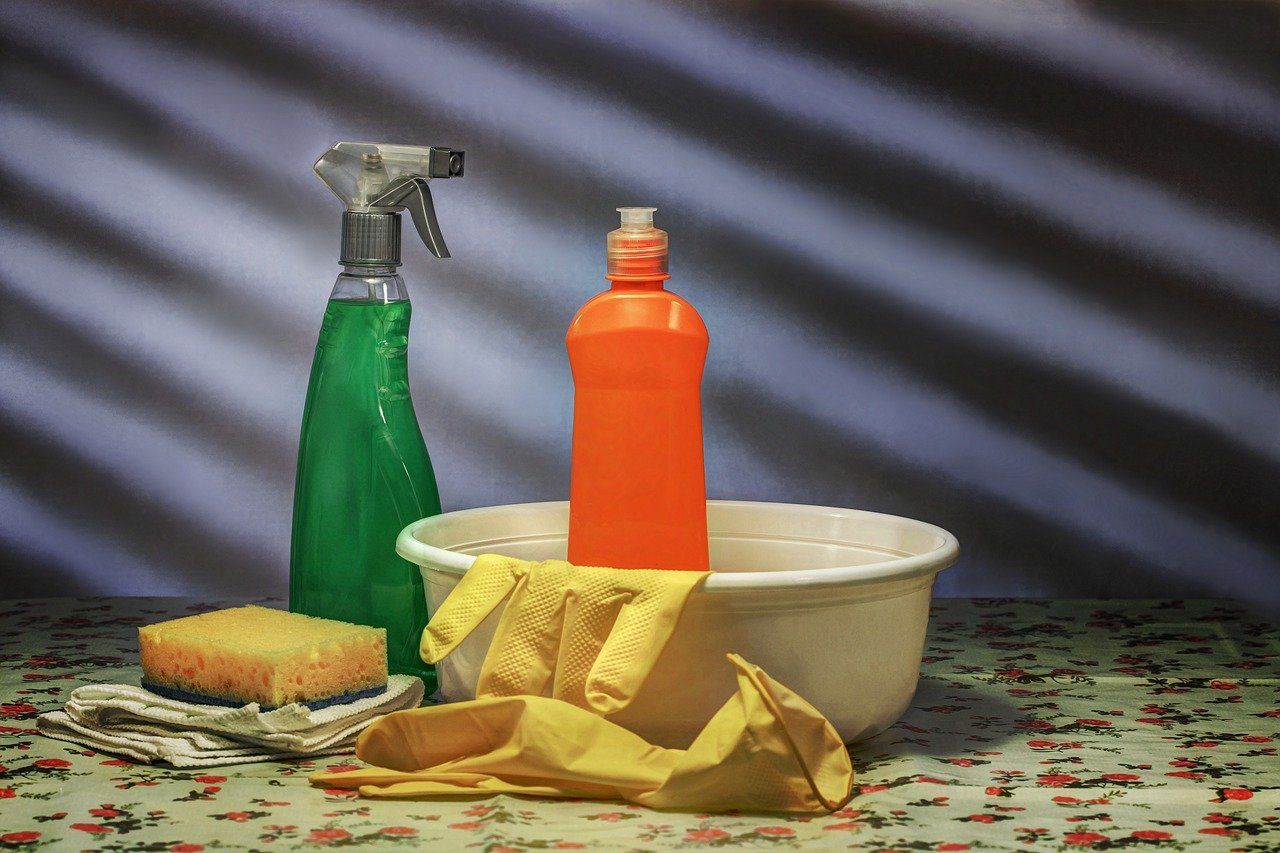 Jak efektywnie sprzątać mieszkanie?