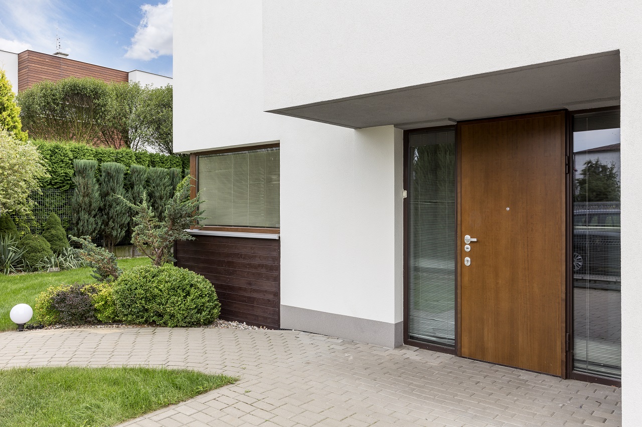 Nowoczesne rozwiązania dla domu – w jakie drzwi wejściowe warto zainwestować?