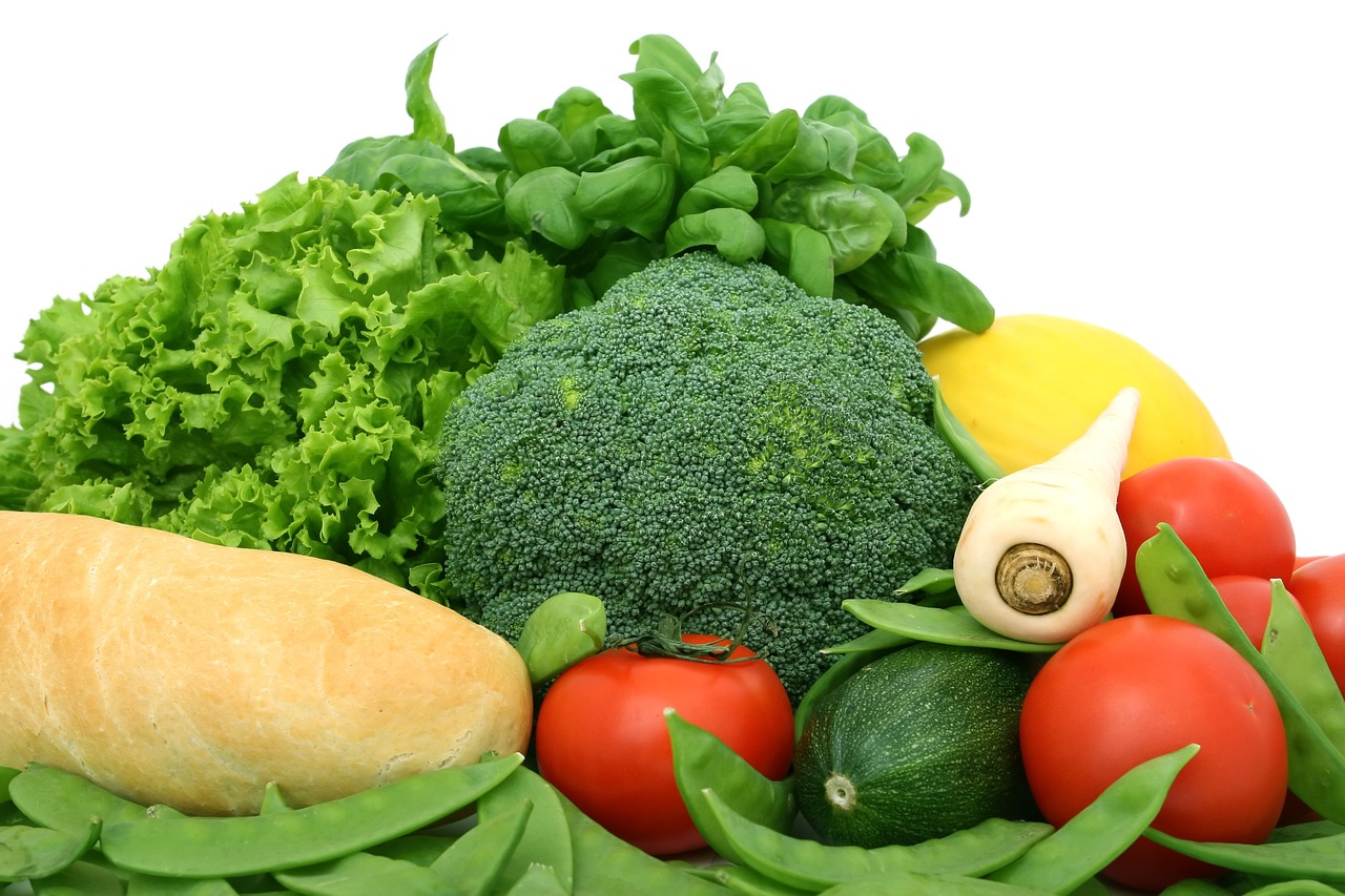 Dlaczego w diecie warto spożywać warzywa i owoce?